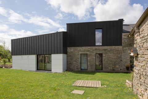 Maison privée, Vigneux de Bretagne (France)_Image365