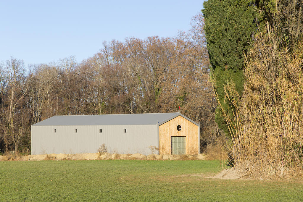 Bâtiment agricole, Domaine de Lagoy, St Remy de Provence (France)_Image1