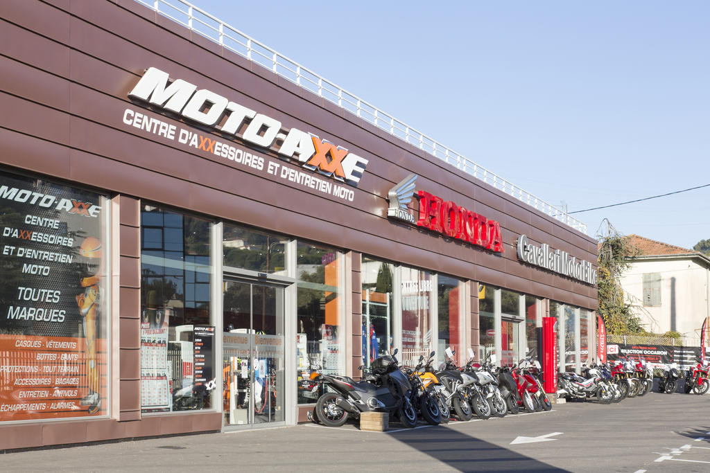 Garage Honda, Mougins (France)_Image3