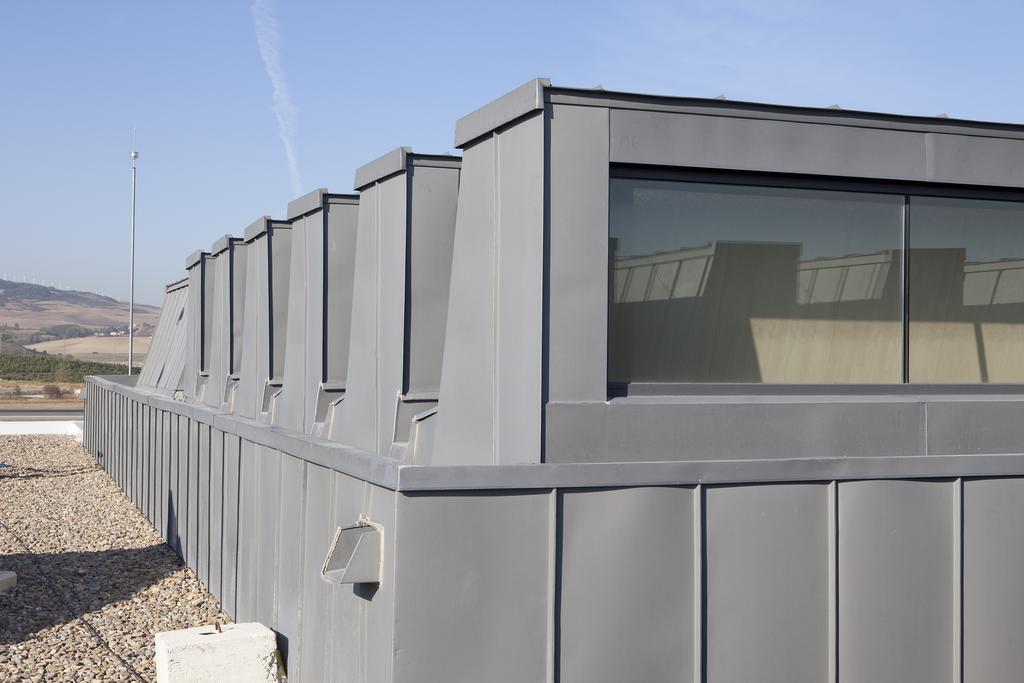 Aeropuerto Pamplona - Noain, Pamplona (Espagne) | VMZINC PT