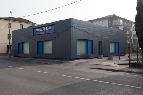 ALLIANZ BANK, Veneto (Italia)_Image103