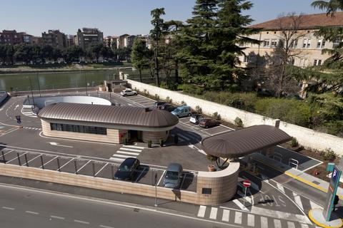 Parcheggio, Verona (Italia)_Image62