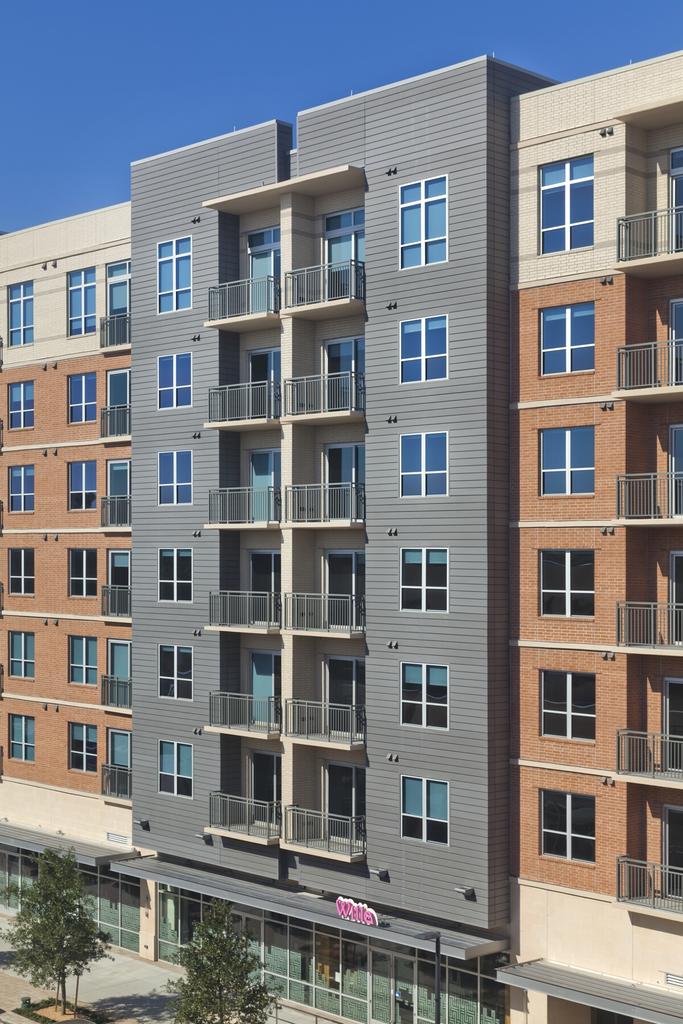One Lake's Edge Luxury Apartments, The Woodlands Texas (USA)_Image2