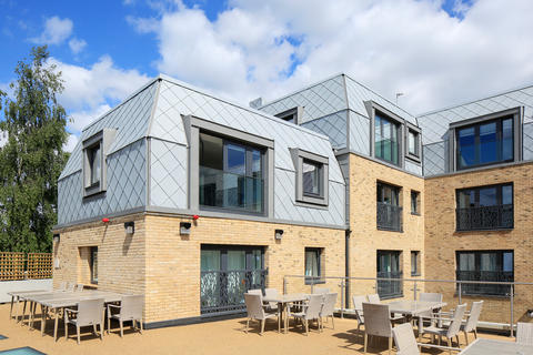 Hale End Court, Woking (UK)_Image65