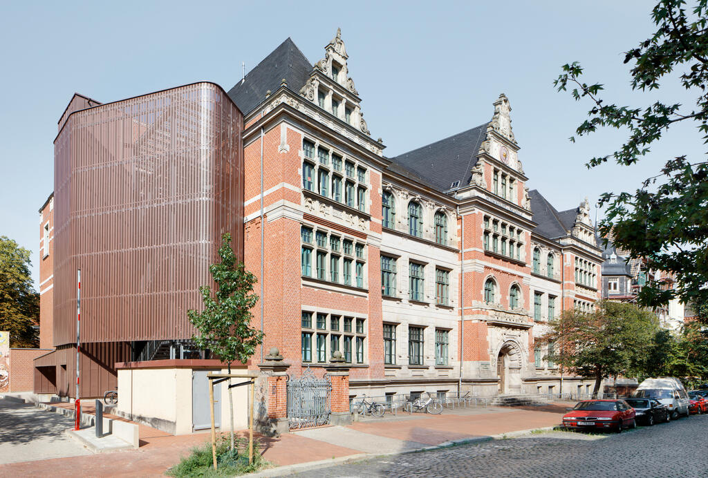 Fluchttreppenhaus IGS Hannover Linden_Image1