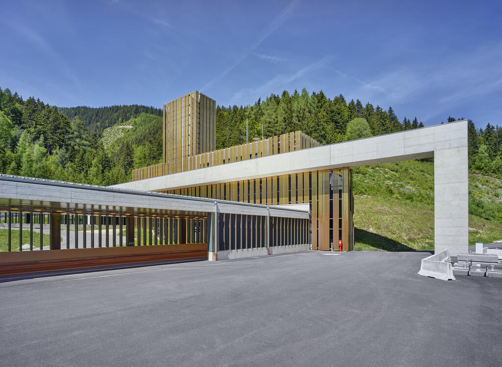 Aurubis, Bosrucktunnel, (Austria)_Image12