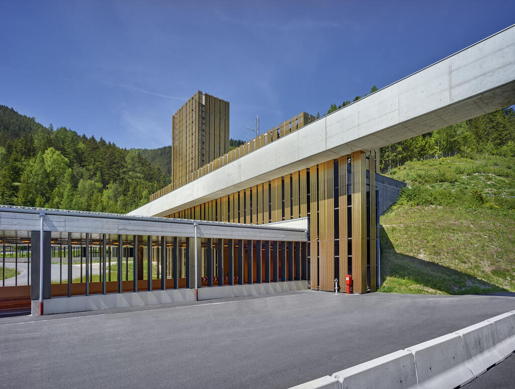 Aurubis, Bosrucktunnel, (Austria)_Image13