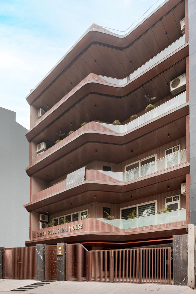 Commercial Building, Delhi (India)_Image2