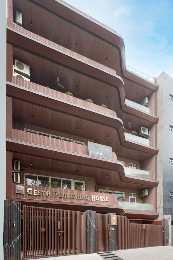 Commercial Building, Delhi (India)_Image3