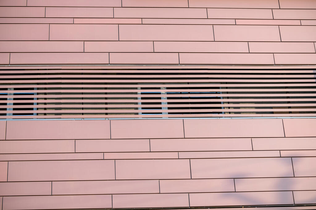 Blue Ski, Surat (India)_Image1