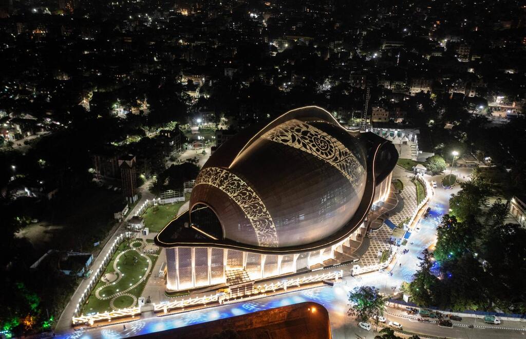 Dhono Dhanyo Auditorium, Alipore (India)_Image1