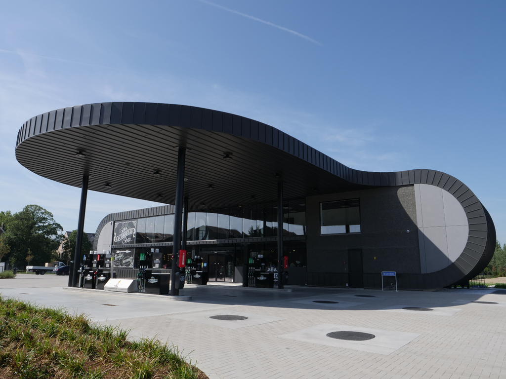 Gas Station, Westmeerbeek (Belgium)_Image4